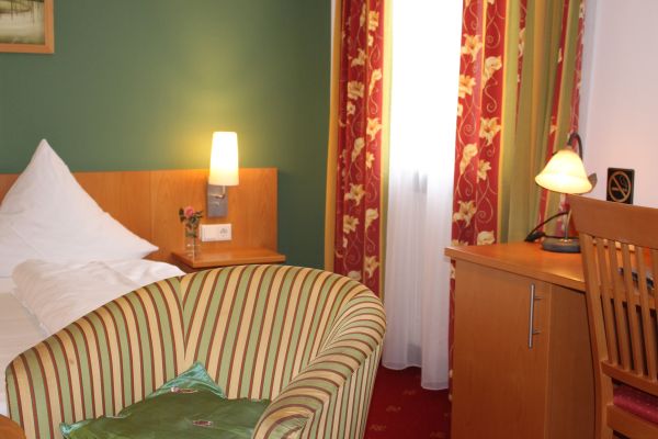 Hotel Häußler Gasthof (Reichertshofen)